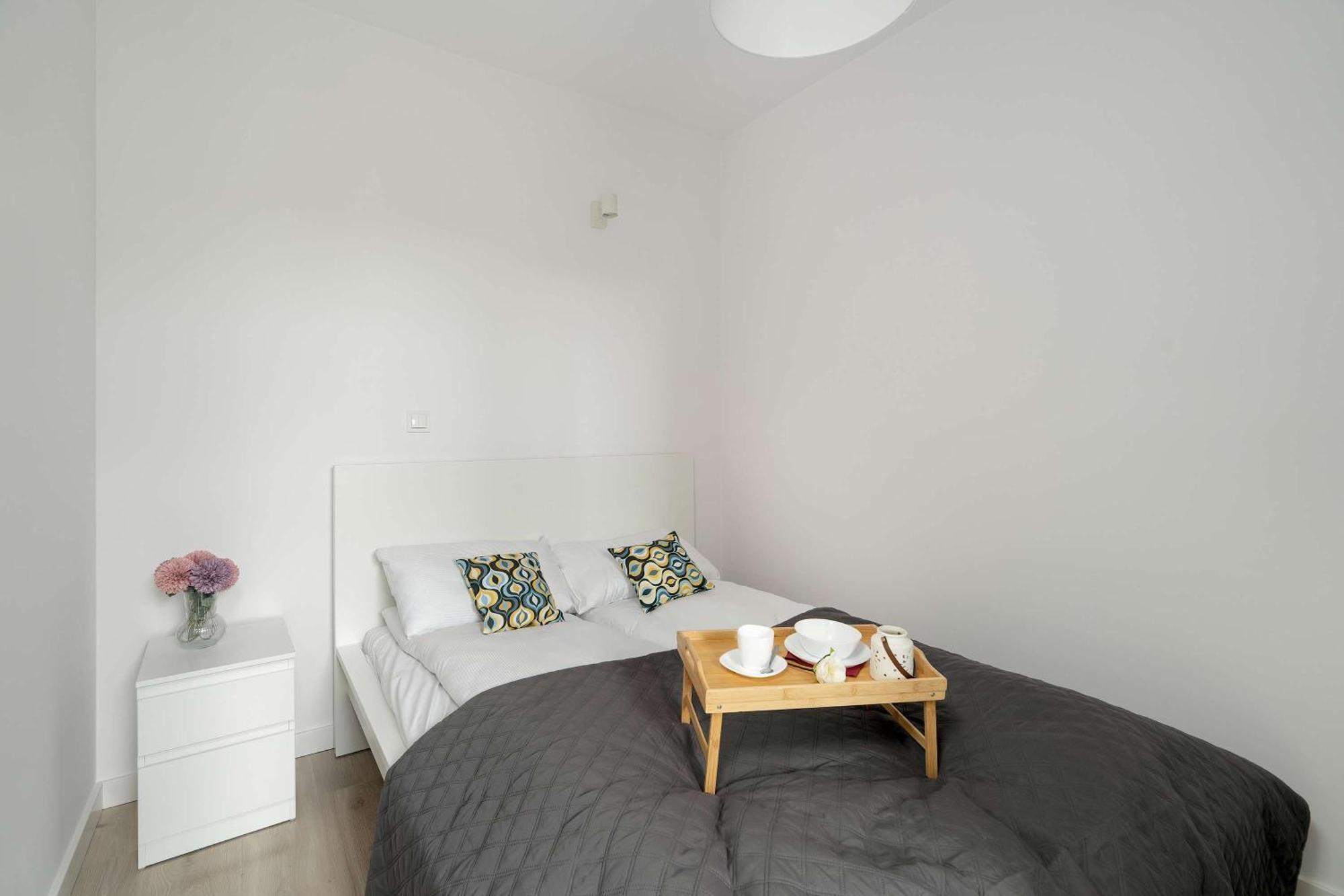 Modern Janickiego For 2 Adults And 2 Children With Parking Near Mtp By Renters Apartment Poznan